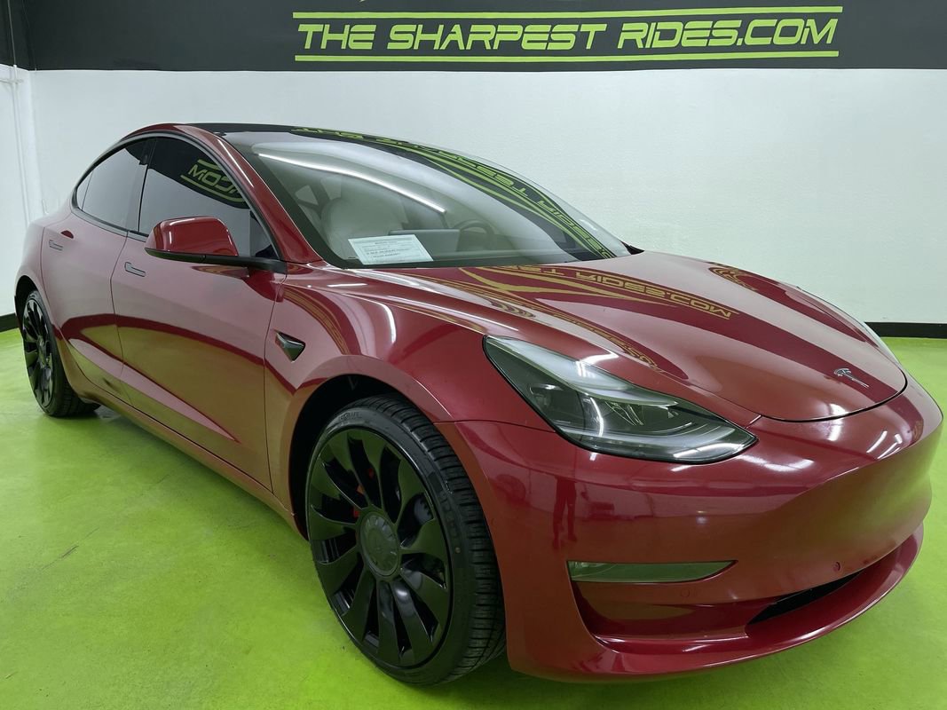 Used 2021 Tesla Model 3 Performance image 2