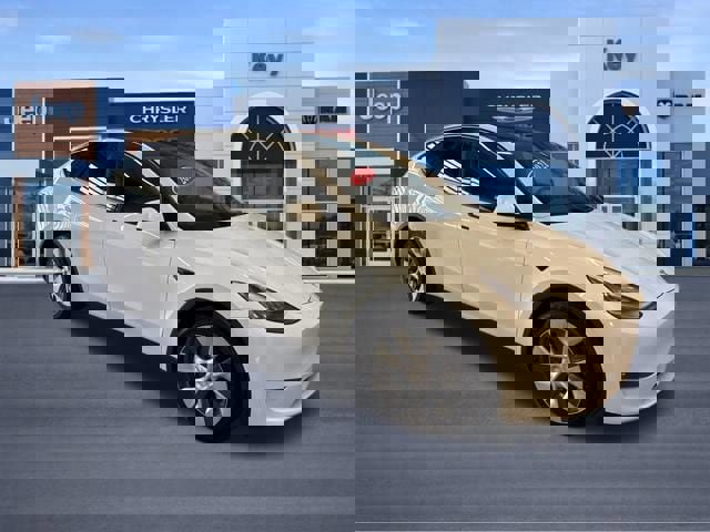 Used 2021 Tesla Model Y Long Range image 8