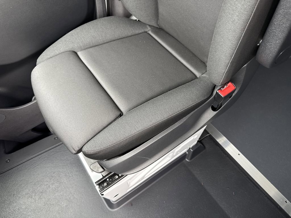 New 2025 Mercedes-Benz Sprinter 2500 image 27