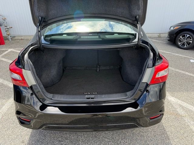 Used 2018 Nissan Sentra S image 10