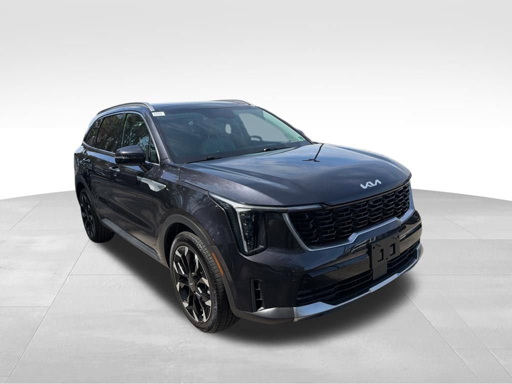 Used 2025 Kia Sorento EX w/ Panoramic Sunroof Package image 7