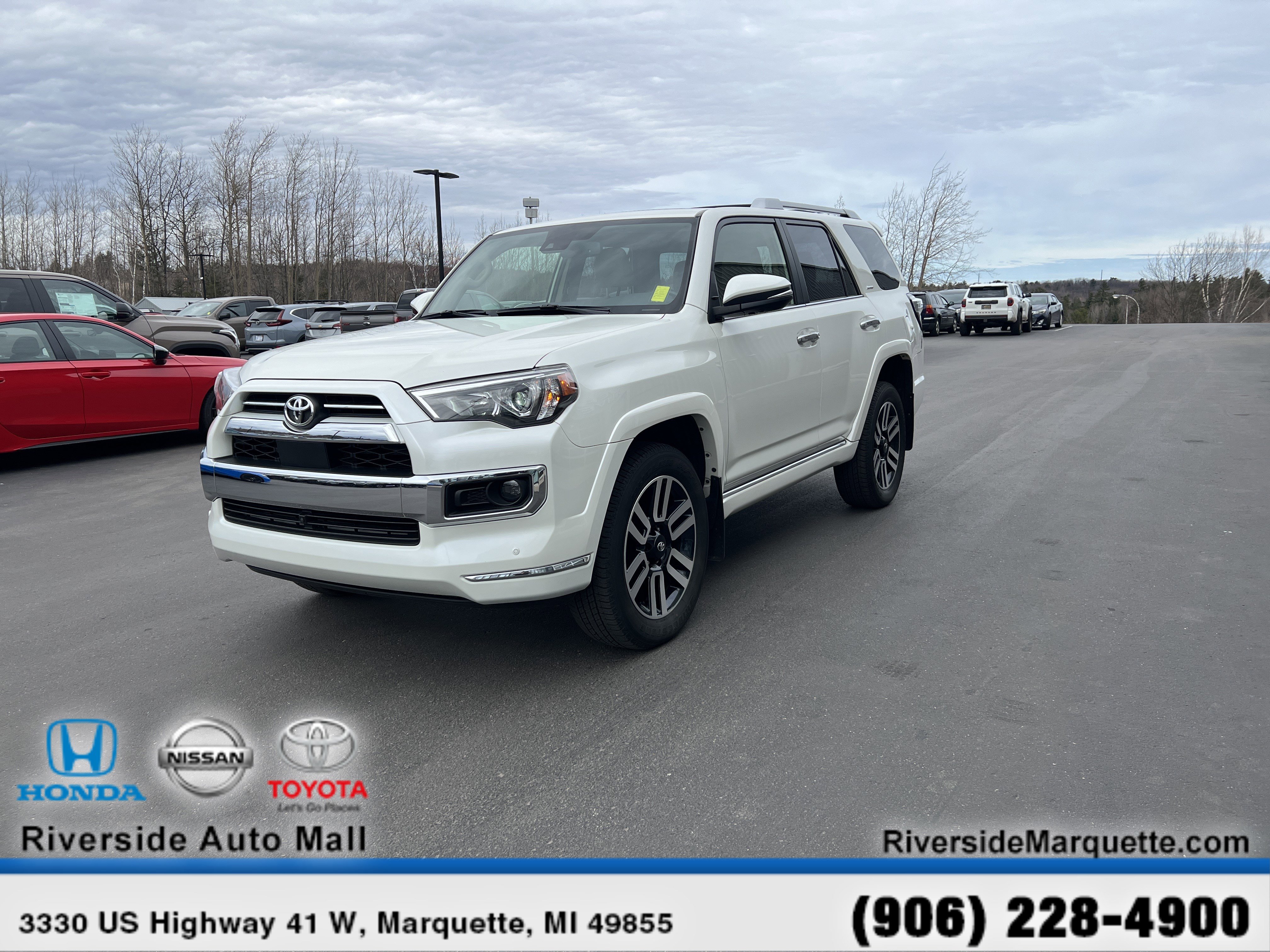 Used 2023 Toyota 4Runner Limited AWD/4WD image 3