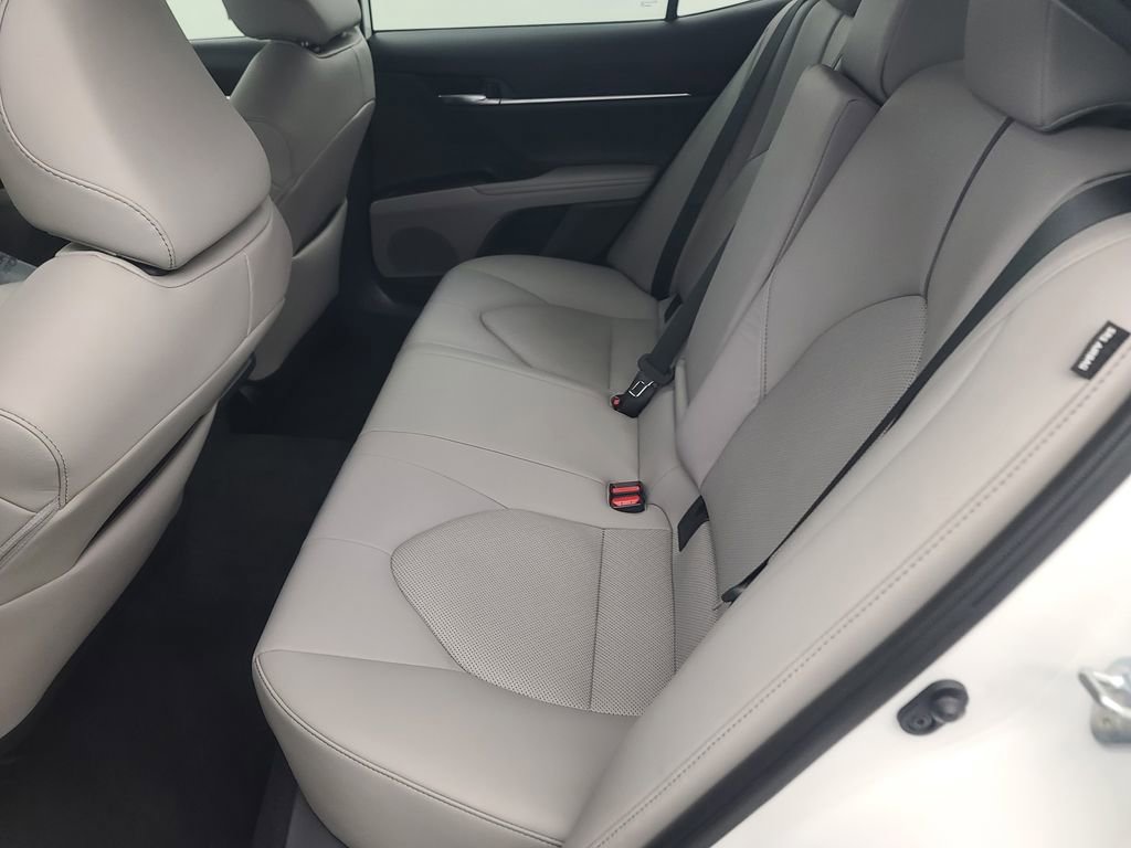 Used 2024 Toyota Camry XLE w/ Cold Weather Package image 21