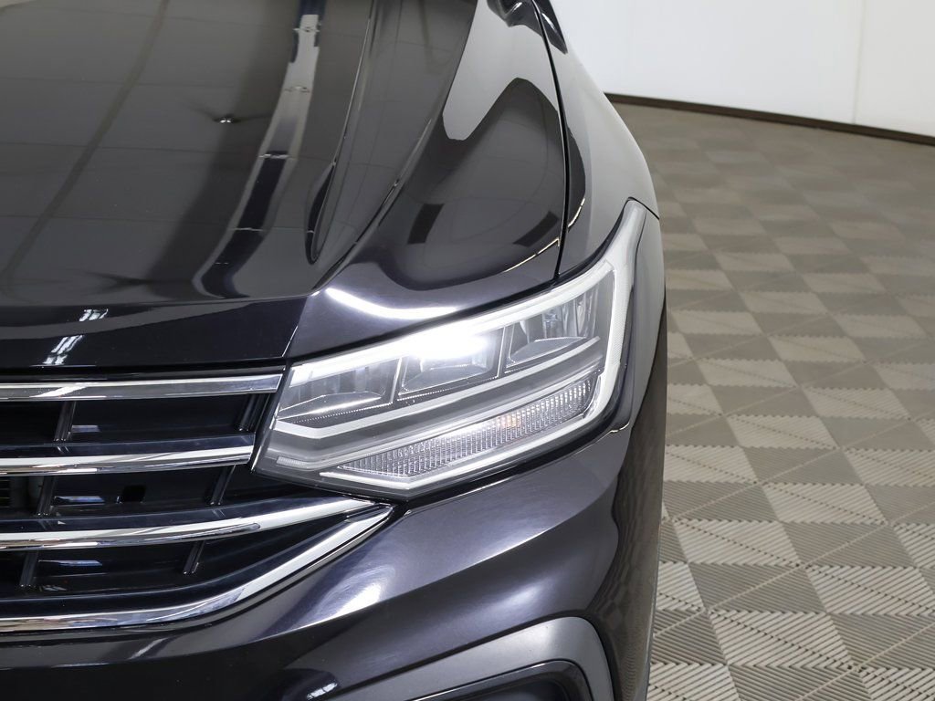 Used 2023 Volkswagen Tiguan SE image 14