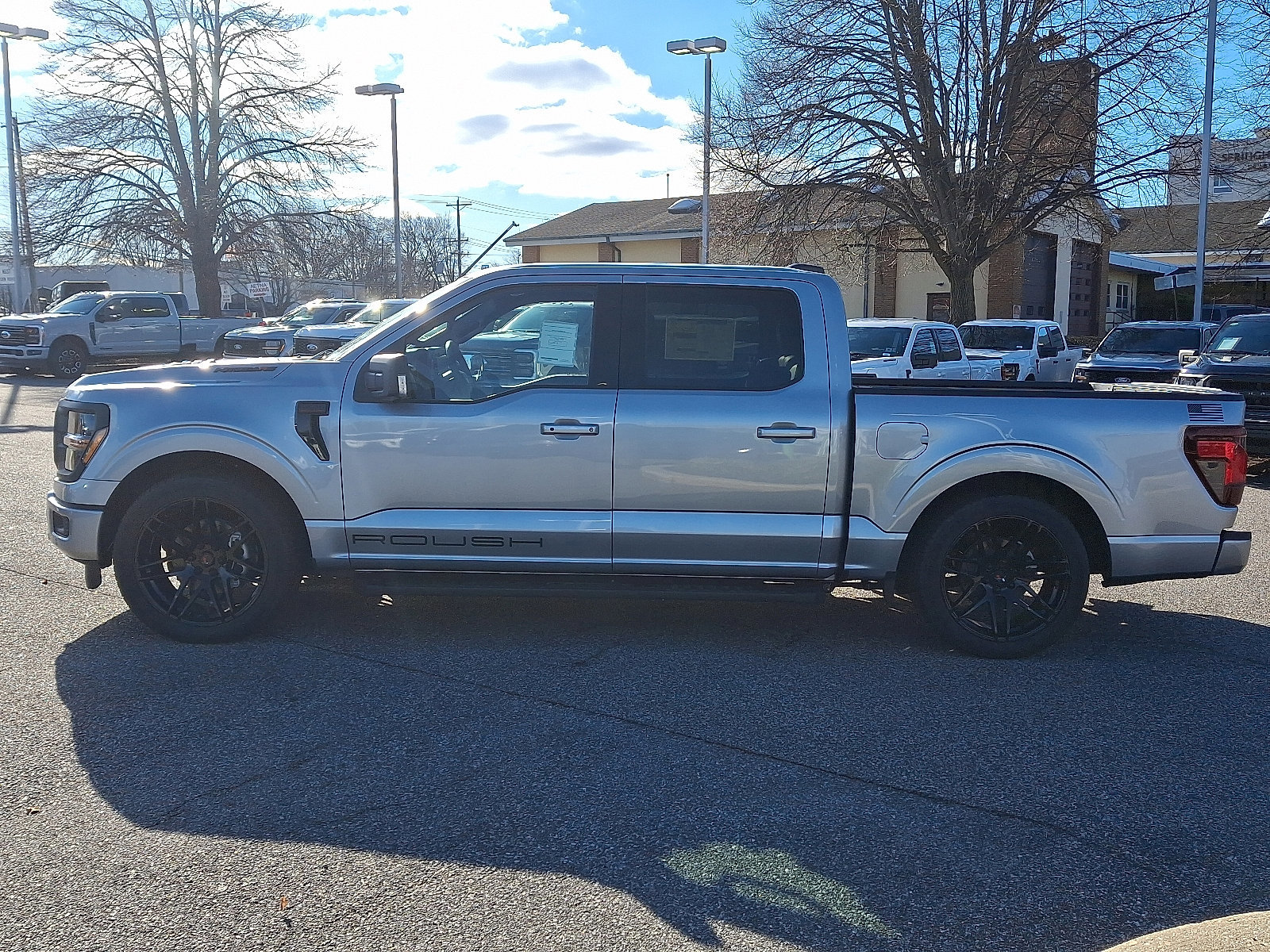 New 2025 Ford F150 XLT w/ Equipment Group 302A MID image 4