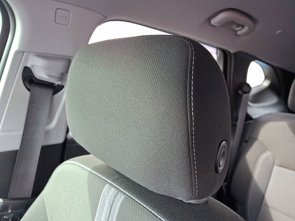 Used 2023 Chevrolet Blazer LT w/ Driver Confidence Package image 18