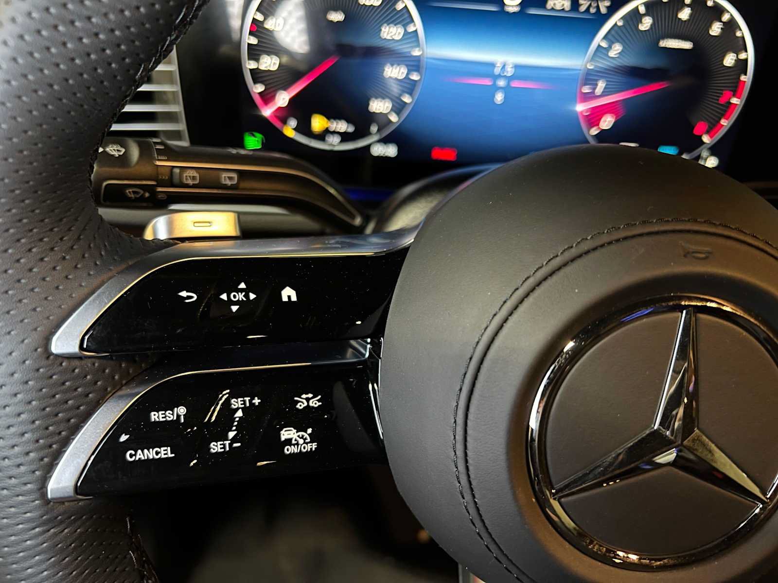 New 2026 Mercedes-Benz GLS 580 4MATIC image 30