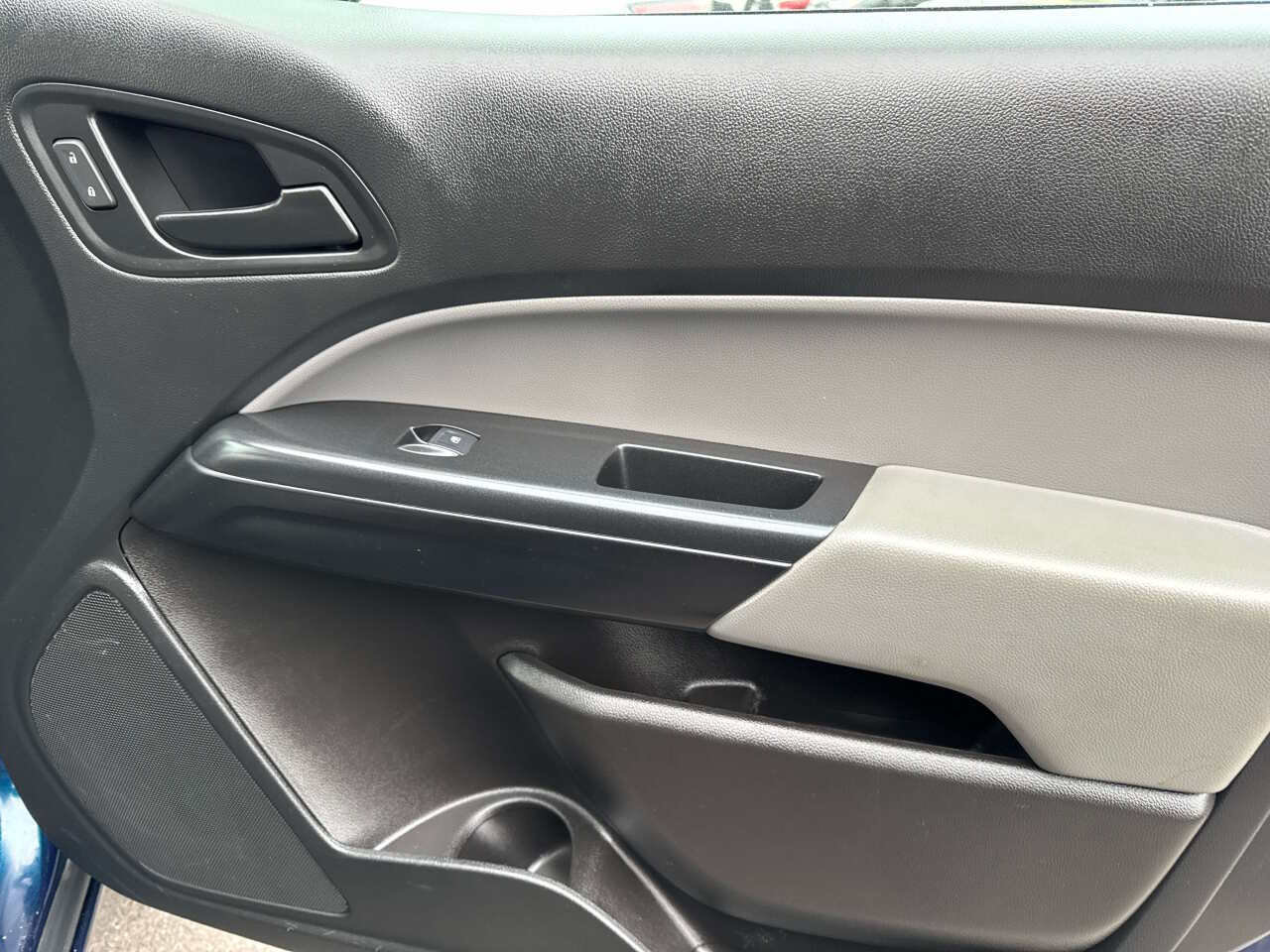 Used 2019 Chevrolet Colorado W/T w/ WT Convenience Package image 12