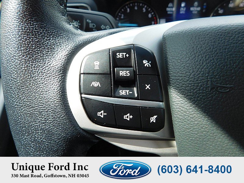 Used 2021 Ford Explorer Limited w/ Equipment Group 301A AWD/4WD image 18