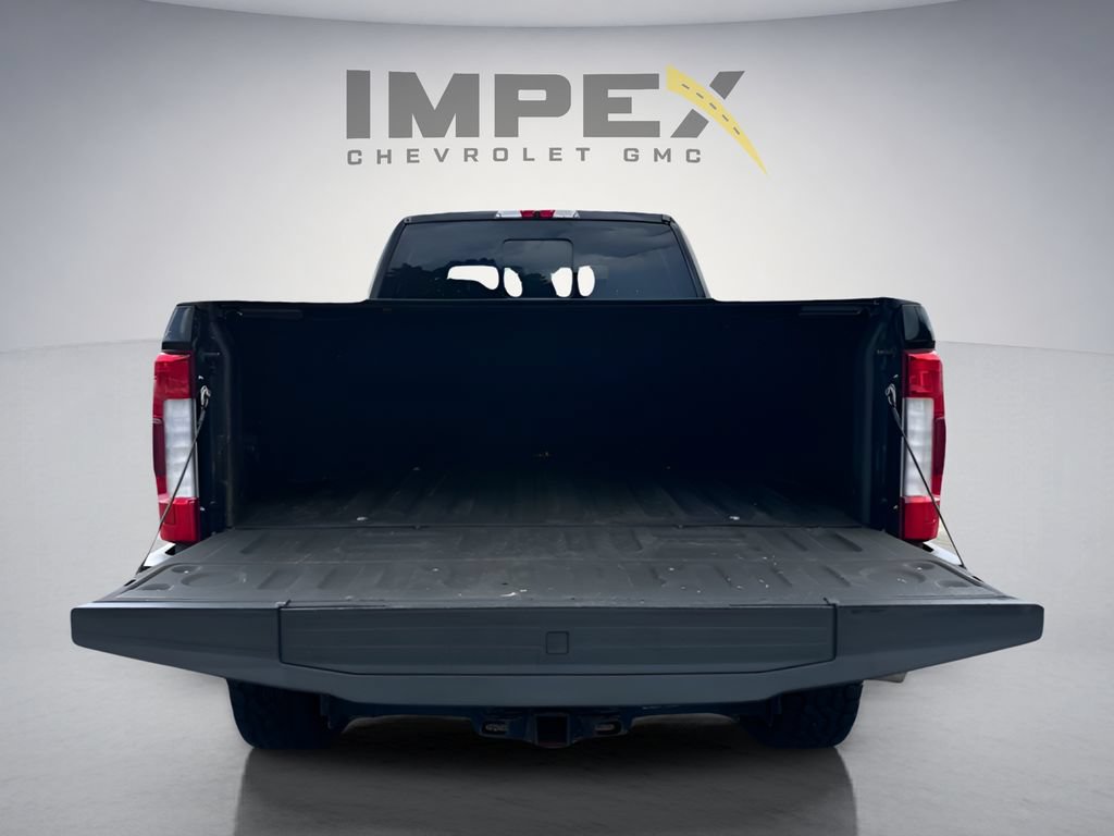Used 2018 Ford F350 Platinum w/ Platinum Ultimate Package AWD/4WD image 32