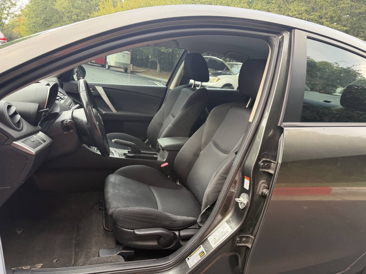 Used 2011 MAZDA MAZDA3 s Sport FWD image 9