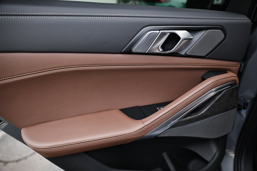 New 2026 BMW X6 xDrive40i w/ Premium Package image 24