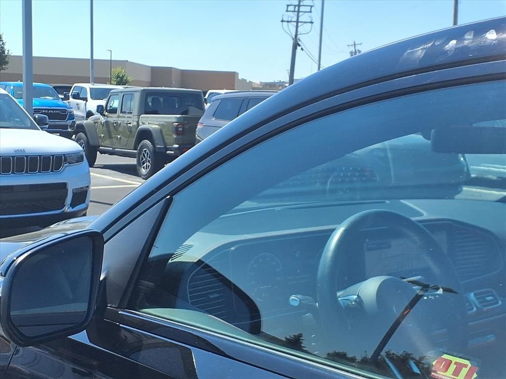 Used 2024 Mercedes-Benz GLE 53 AMG 4MATIC Coupe image 28