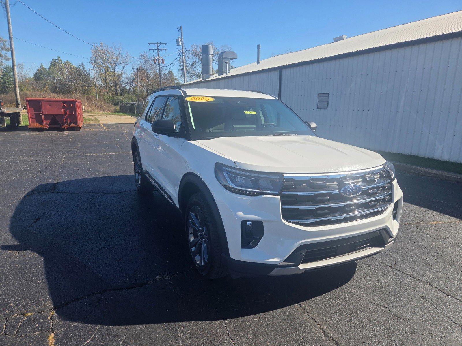 New 2025 Ford Explorer Active w/ Active Comfort Package video 1