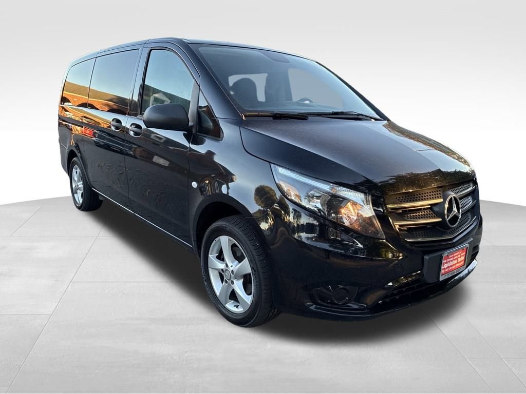 Used 2018 Mercedes-Benz Metris Passenger image 7