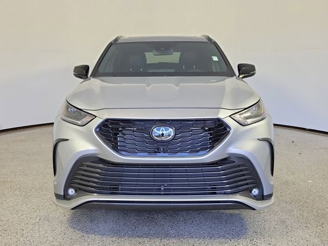 Used 2023 Toyota Highlander XSE image 3