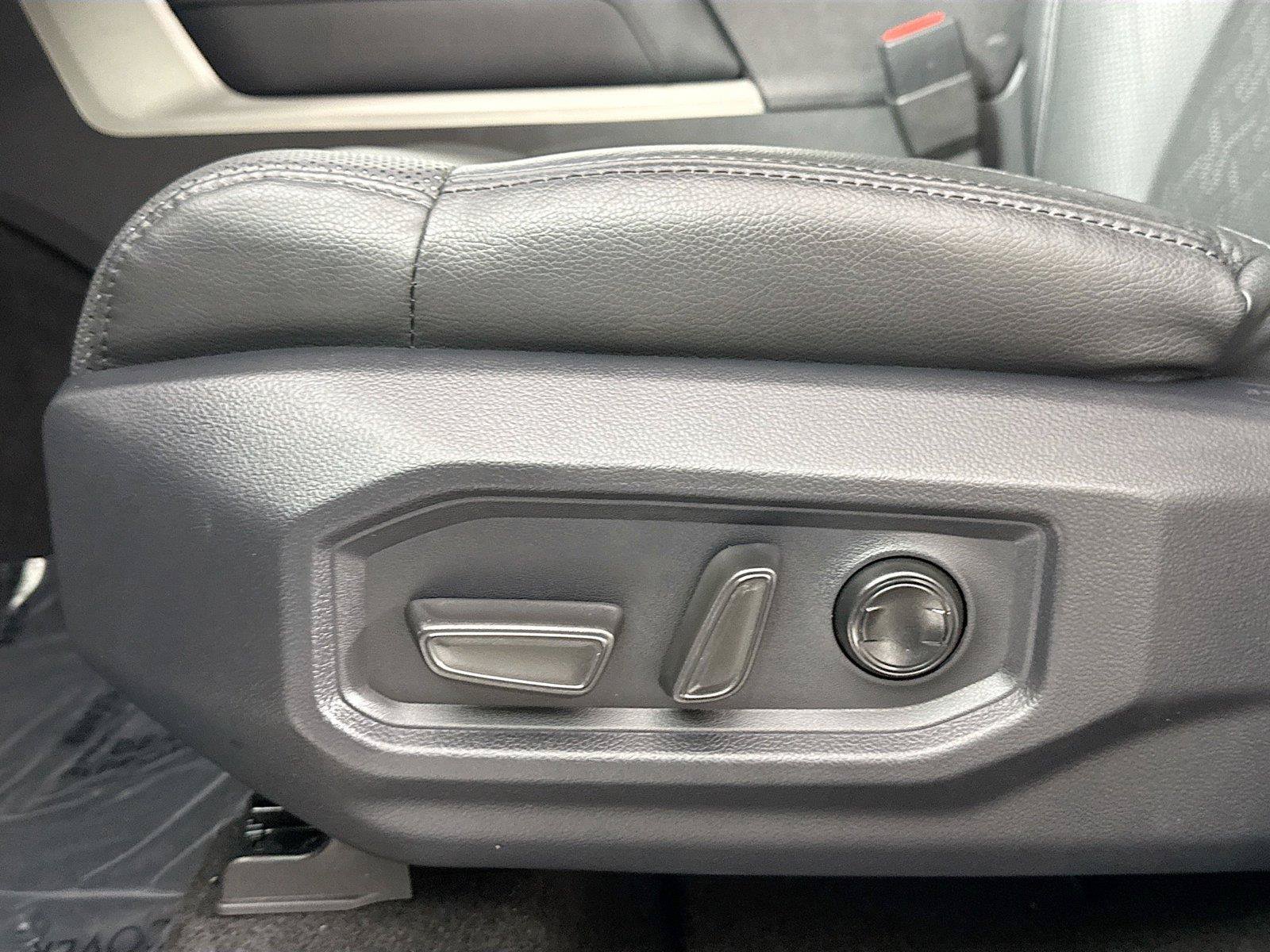 Used 2023 Toyota Tundra Limited w/ Power Package AWD/4WD image 29