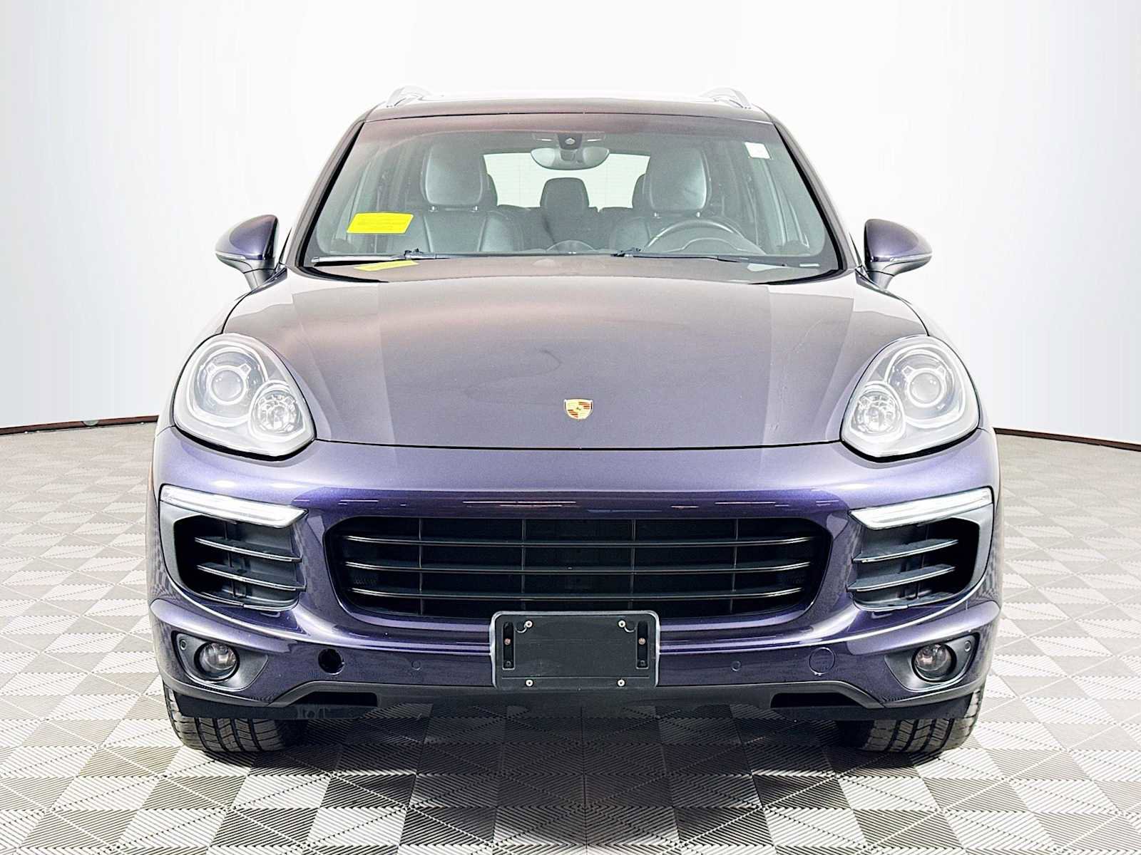 Used 2018 Porsche Cayenne image 2