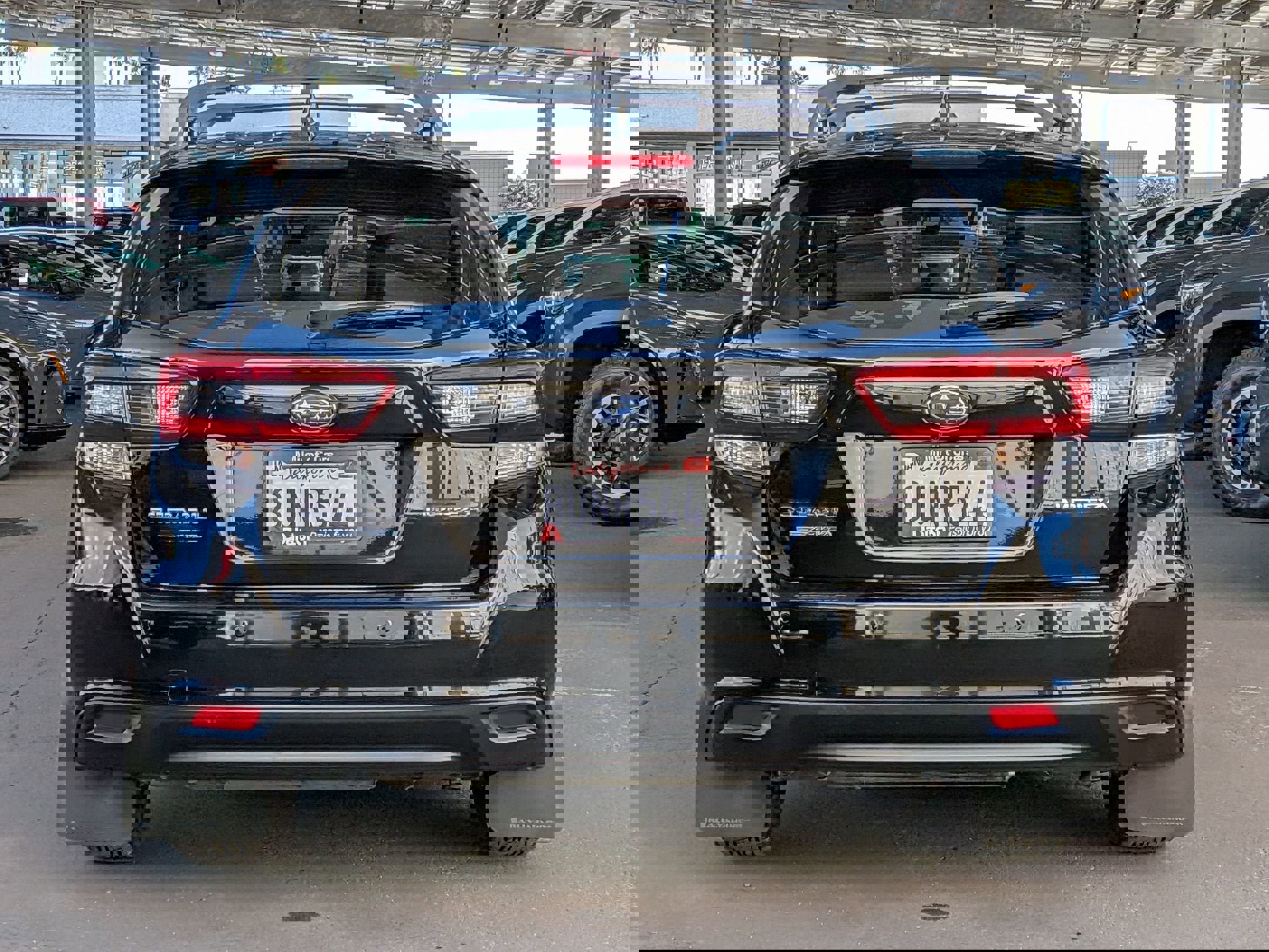 Used 2021 Subaru Impreza 2.0i Limited image 3