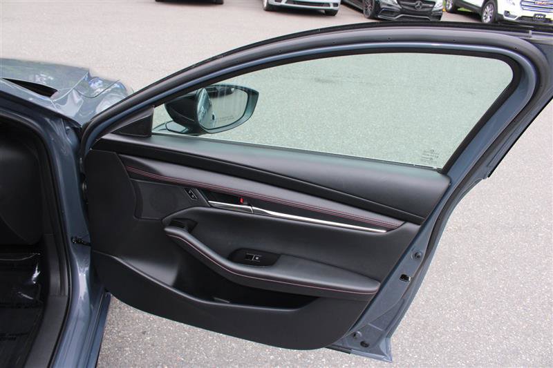 Used 2026 MAZDA MAZDA3 Carbon AWD/4WD image 14