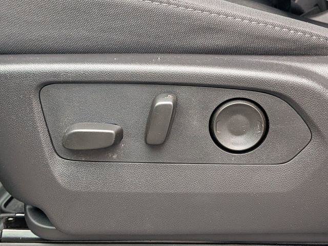 New 2026 Chevrolet Silverado 2500 Custom w/ Custom Value Package image 22