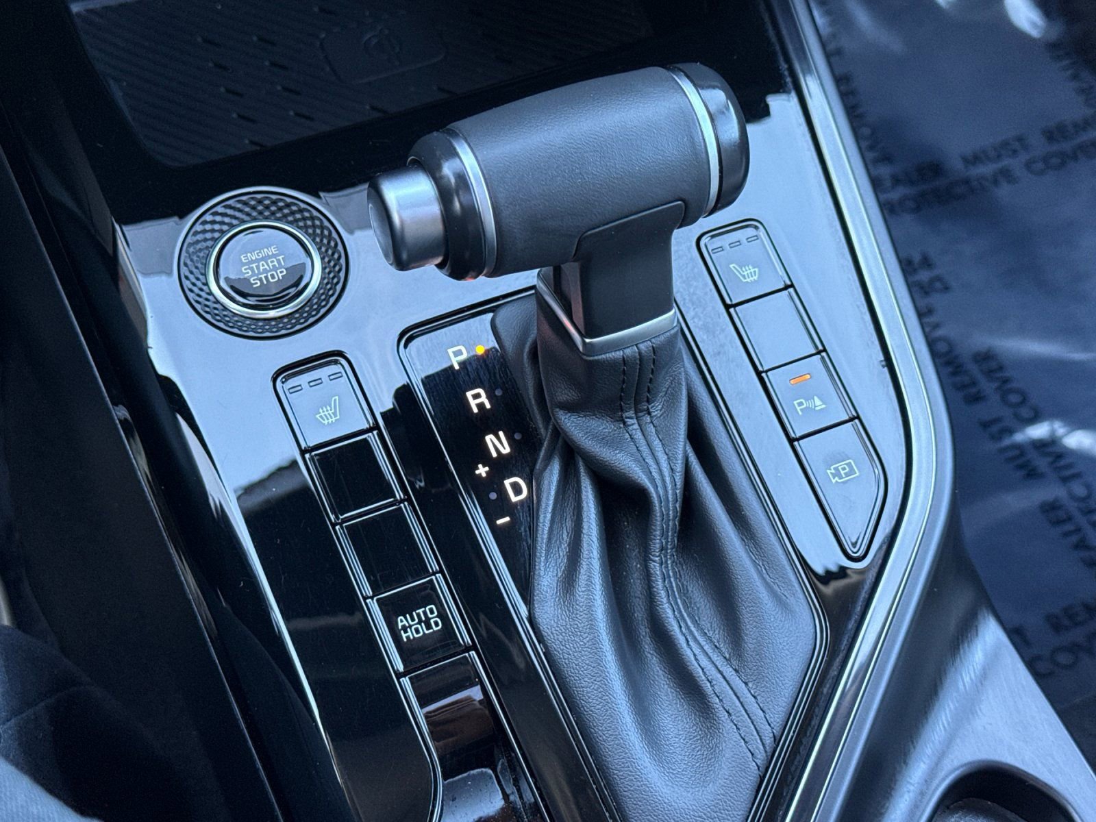 Used 2025 Kia Niro EX Touring image 21