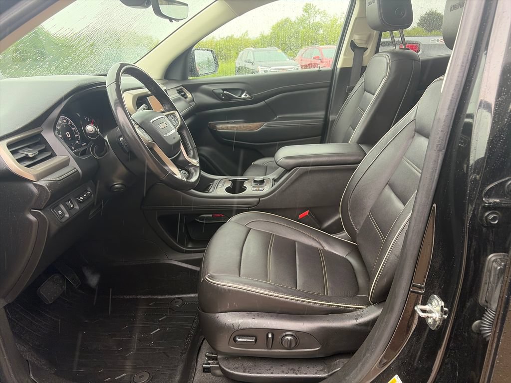 Certified 2020 GMC Acadia Denali w/ Denali Ultimate Package AWD/4WD image 27