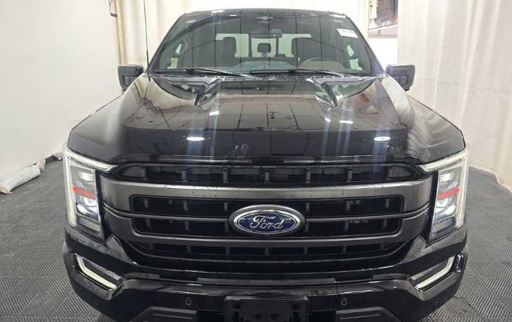 Used 2023 Ford F150 Lariat w/ Equipment Group 502A High AWD/4WD image 3