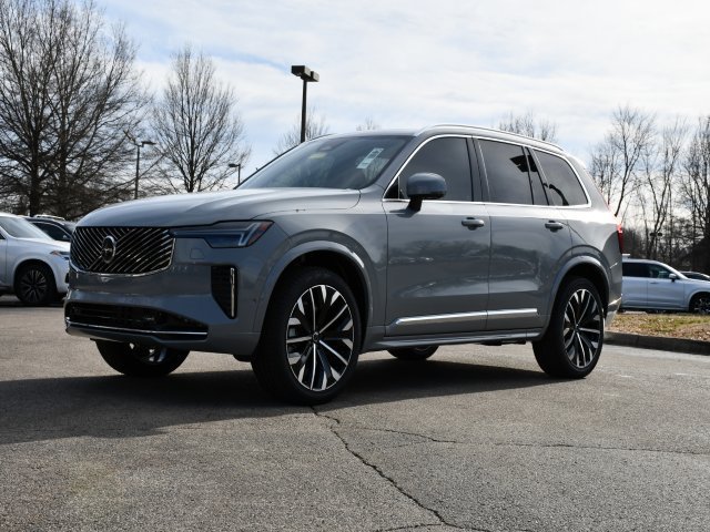 New 2026 Volvo XC90 B6 Plus w/ Protection Package Premier AWD/4WD image 3