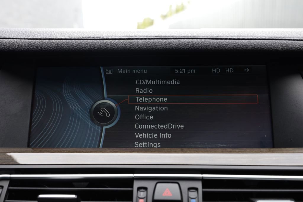 Used 2012 BMW 740Li image 39