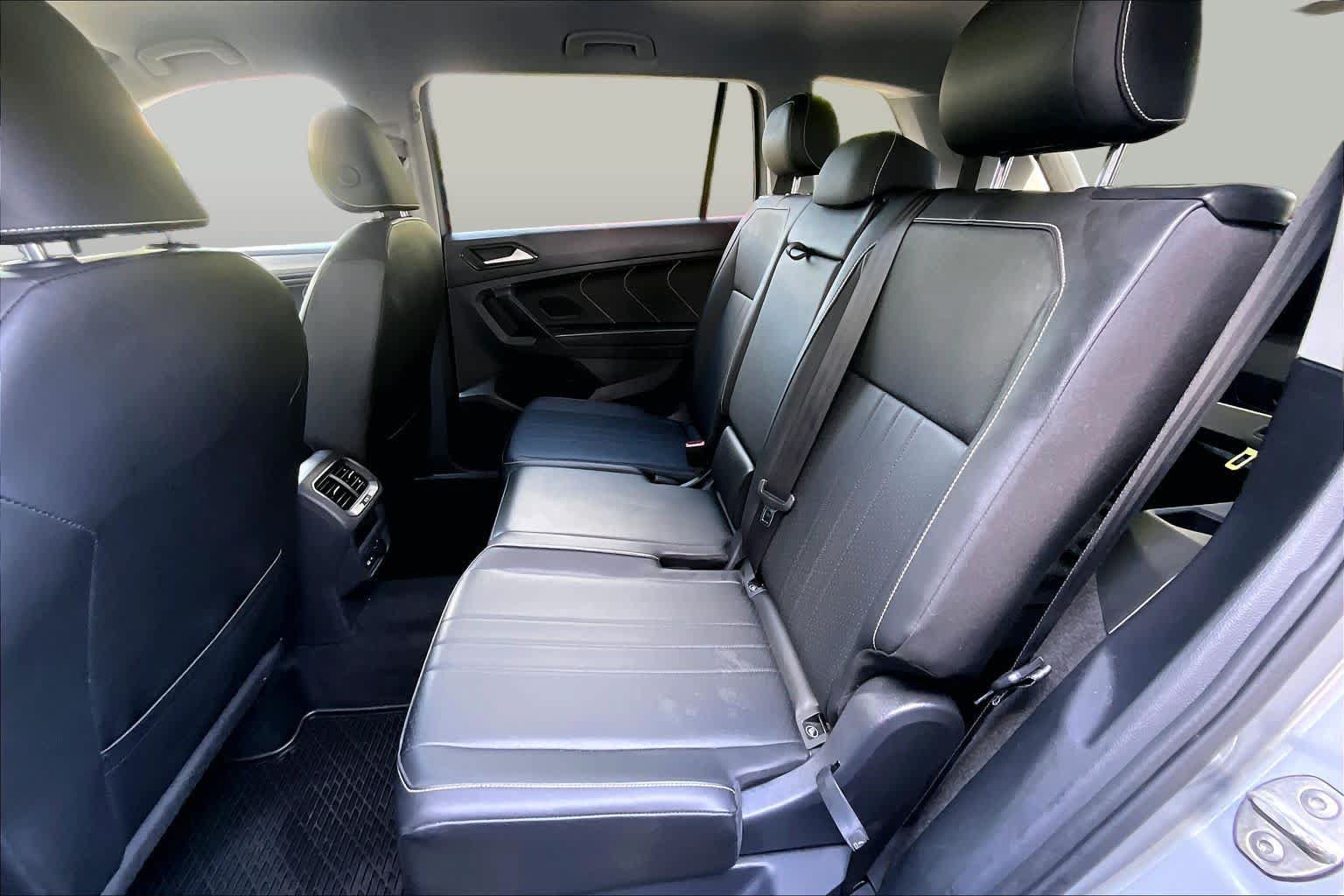 Used 2023 Volkswagen Tiguan SE FWD image 21