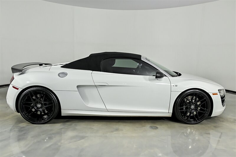 Used 2012 Audi R8 V10 AWD/4WD image 11
