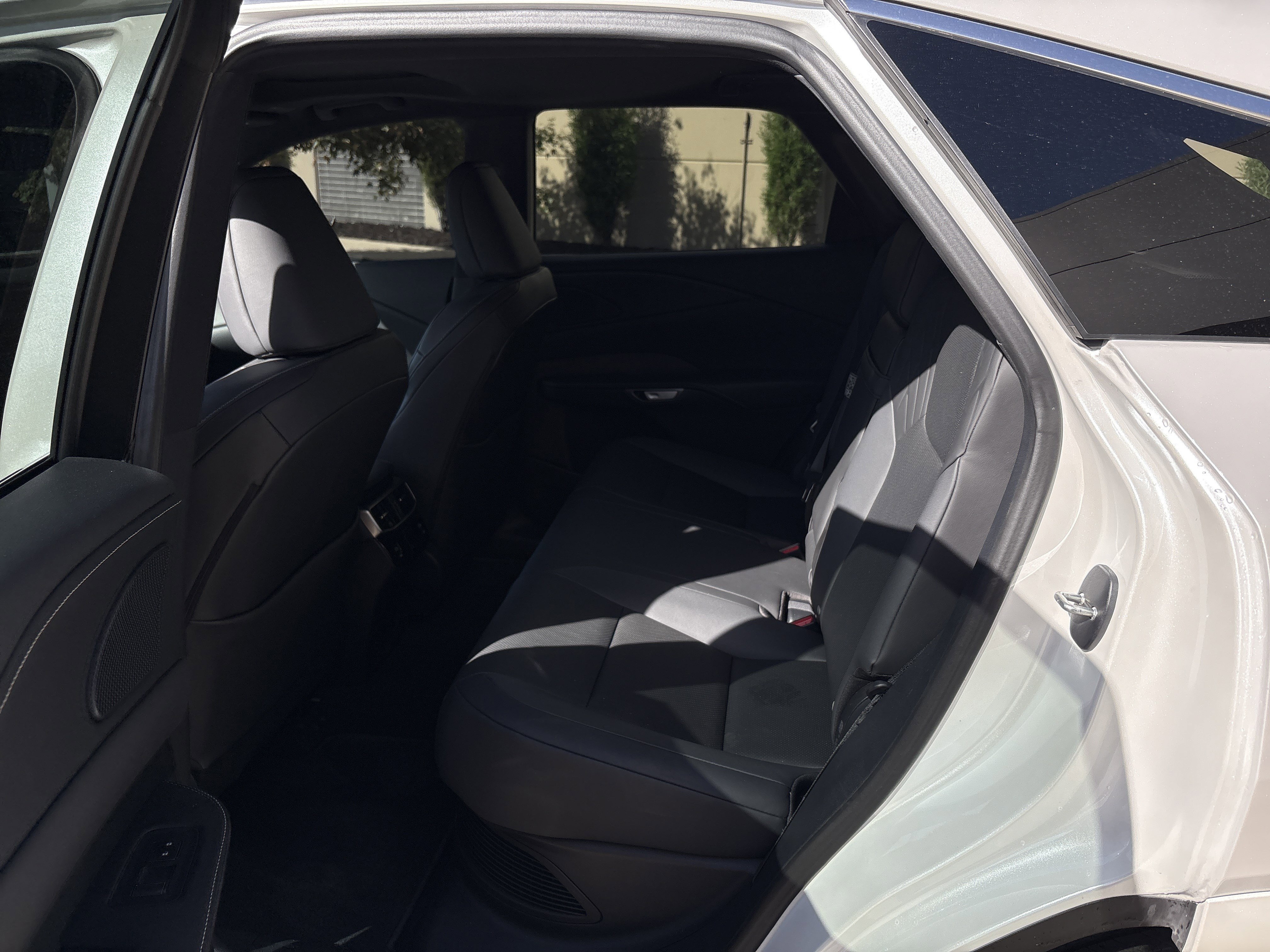 Certified 2025 Lexus RX 350h w/ Accessory Package (Z1) AWD/4WD image 31