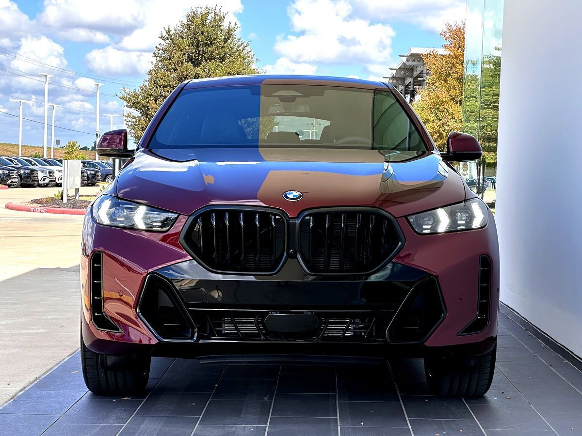 New 2026 BMW X6 xDrive40i w/ Climate Comfort Package image 5