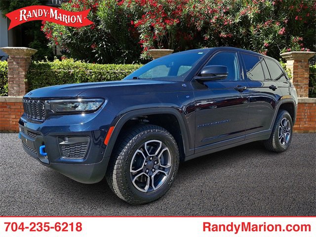 Used 2022 Jeep Grand Cherokee Trailhawk w/ Advanced Protech Group II image 1