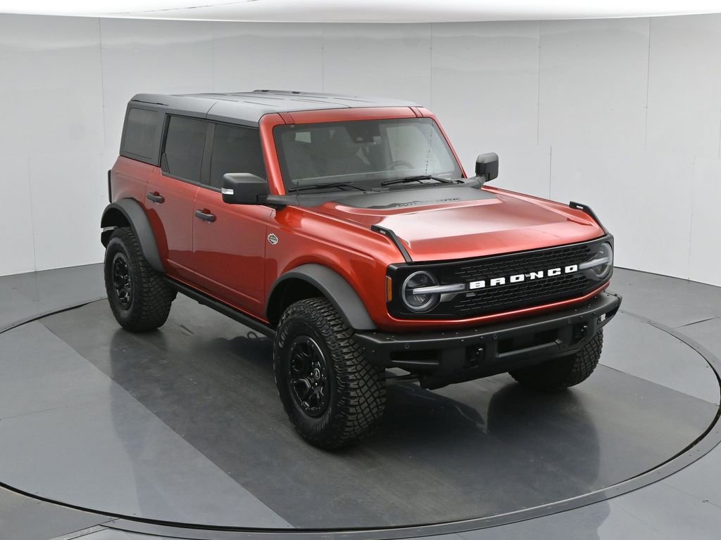 Used 2023 Ford Bronco Wildtrak image 39