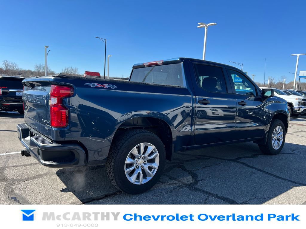 Used 2022 Chevrolet Silverado 1500 Custom image 3