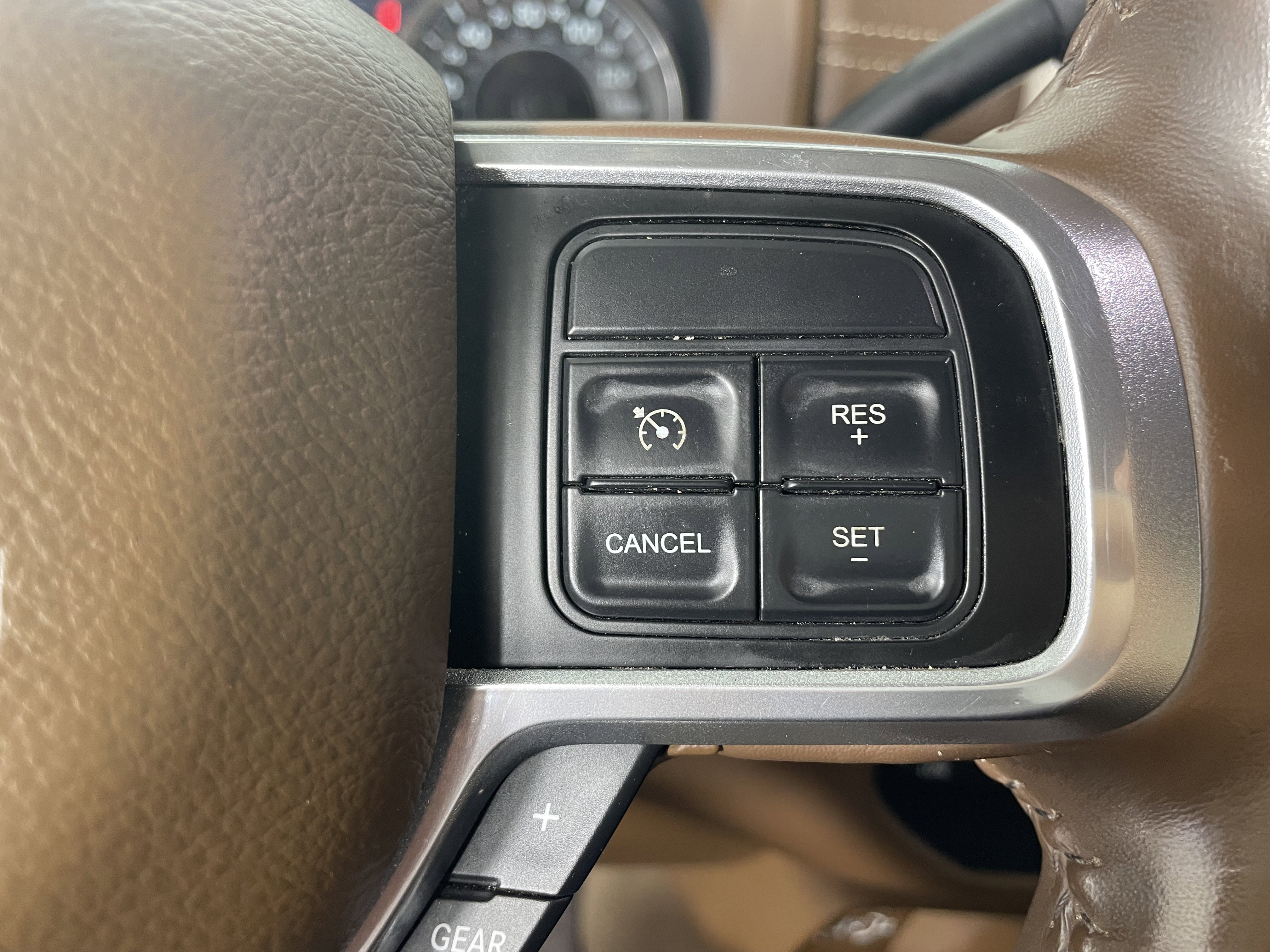 Used 2020 RAM 2500 Laramie w/ Protection Group image 17