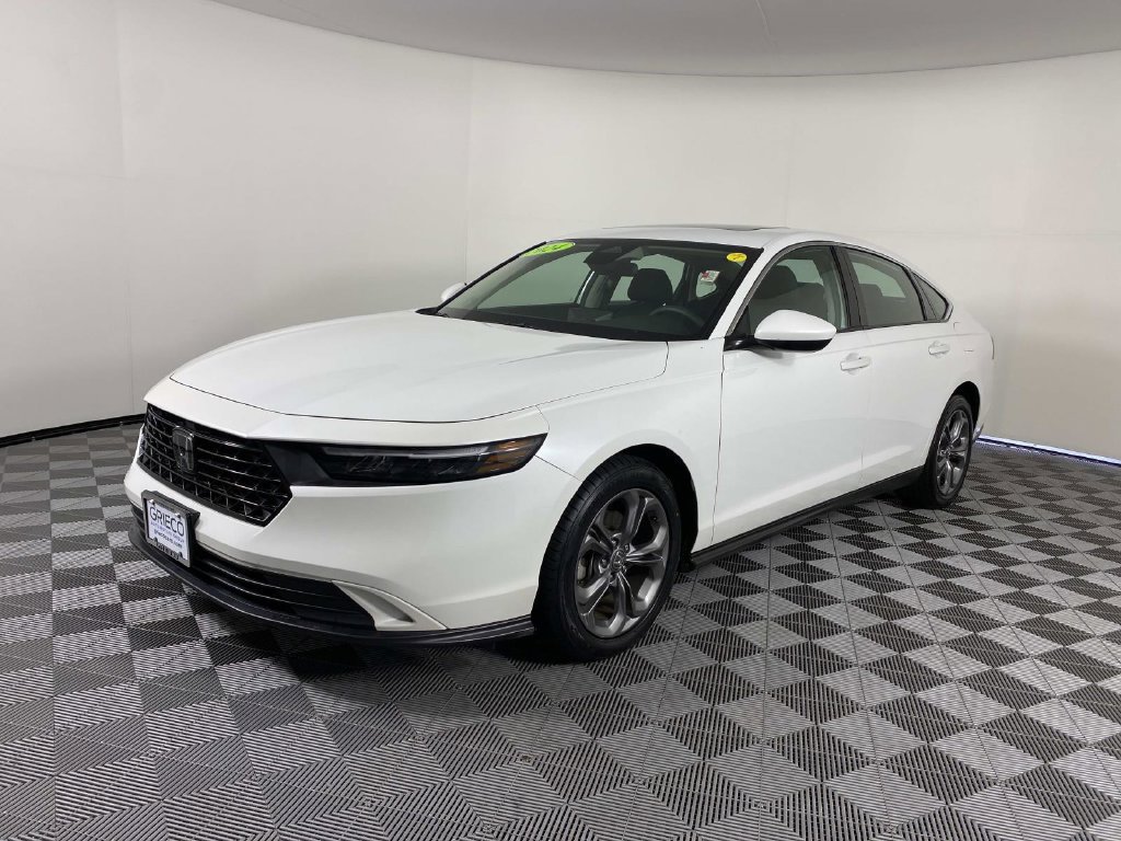 Used 2024 Honda Accord EX image 4