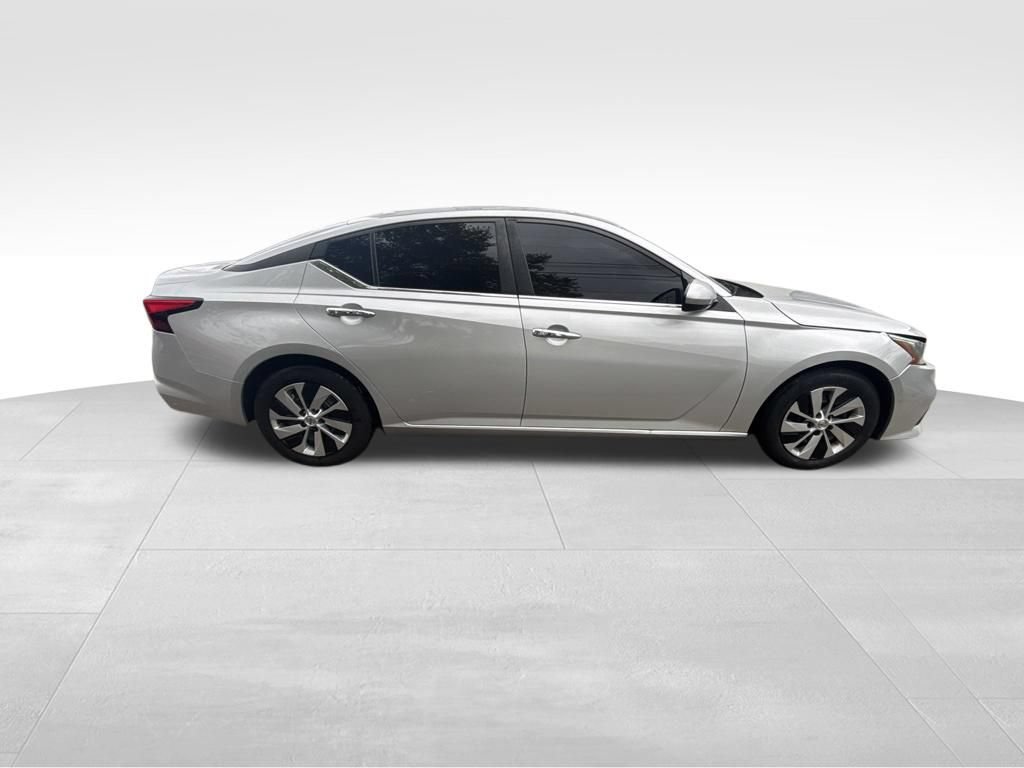 Used 2020 Nissan Altima 2.5 S FWD image 8