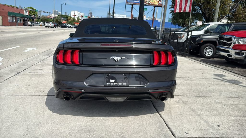 Used 2023 Ford Mustang Premium RWD image 29