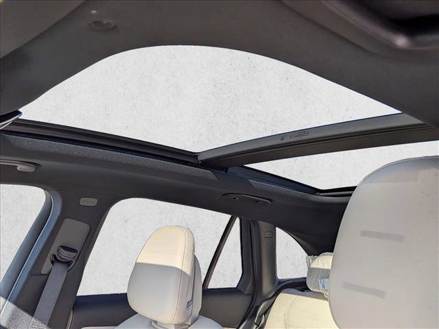 New 2026 Mercedes-Benz GLC 300 4MATIC image 14