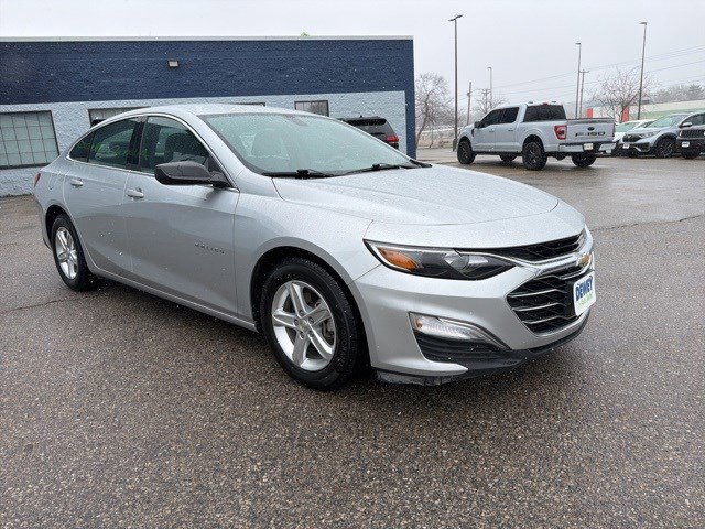 Used 2022 Chevrolet Malibu LS FWD image 7