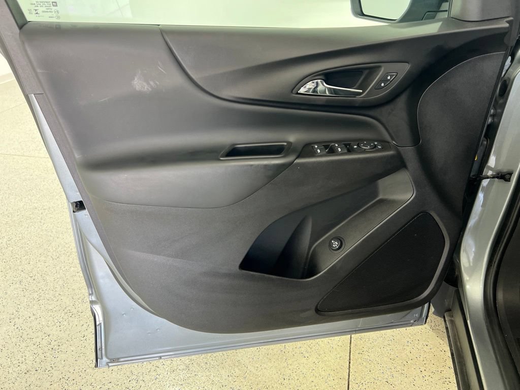 Used 2024 Chevrolet Equinox LT w/ LPO, Floor Liner Package FWD image 20