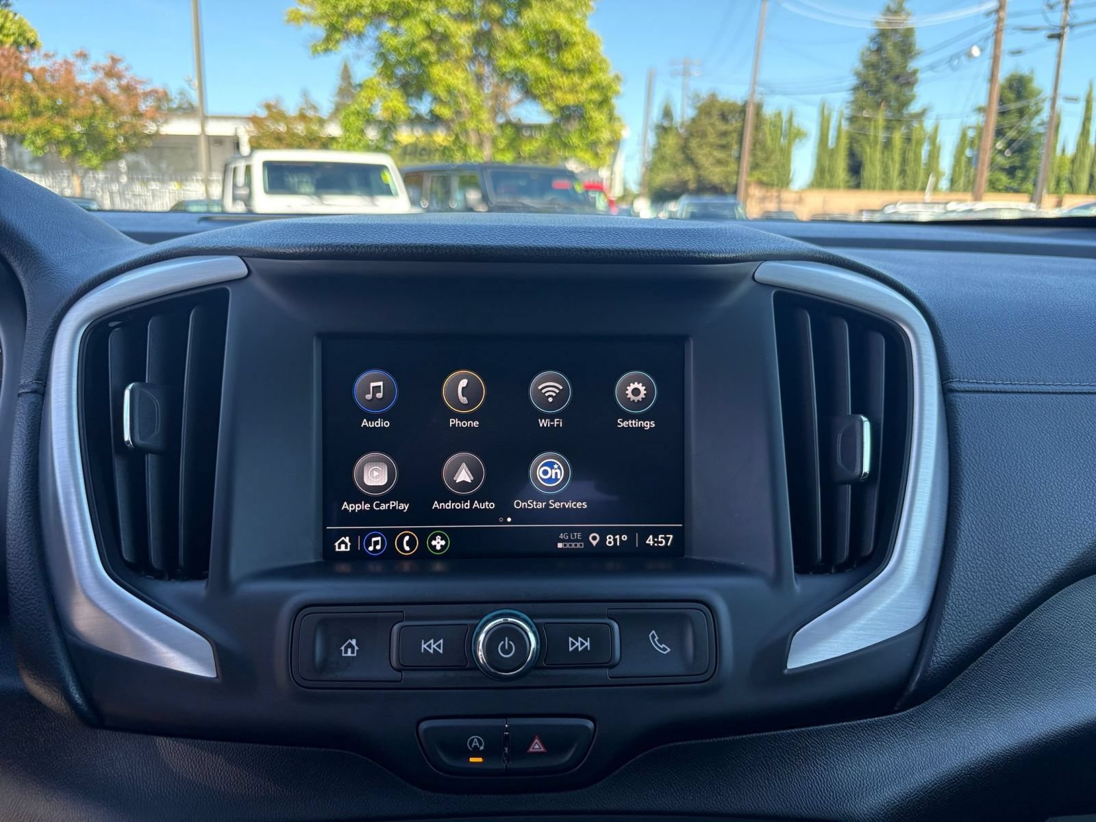 Used 2024 GMC Terrain SLE FWD image 20