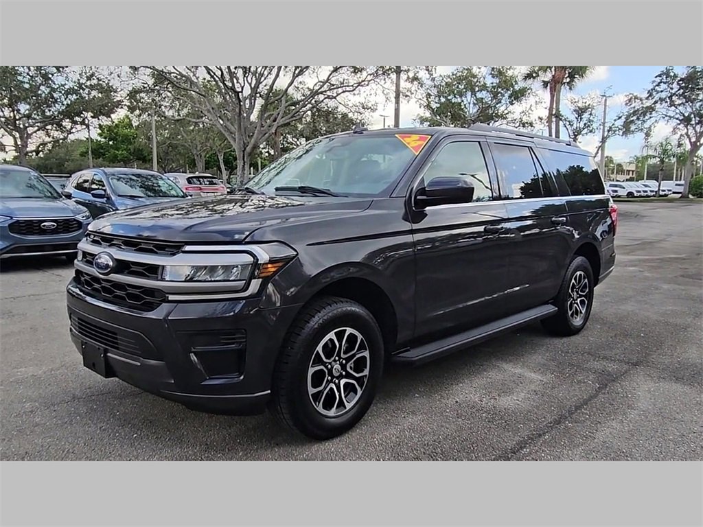 Used 2024 Ford Expedition Max XLT image 46