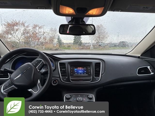 Used 2016 Chrysler 200 Limited image 6