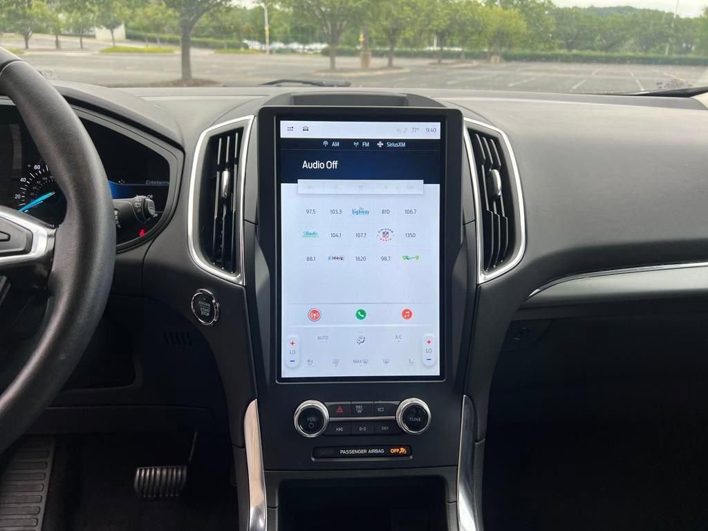 Used 2024 Ford Edge Titanium image 26