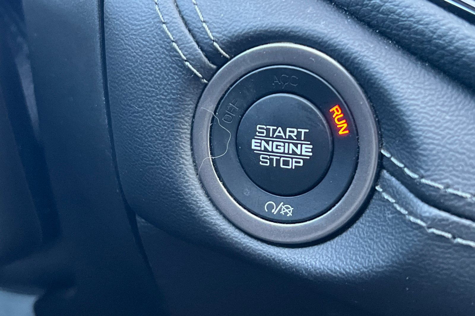 Used 2022 Dodge Durango SXT w/ Blacktop Package image 25