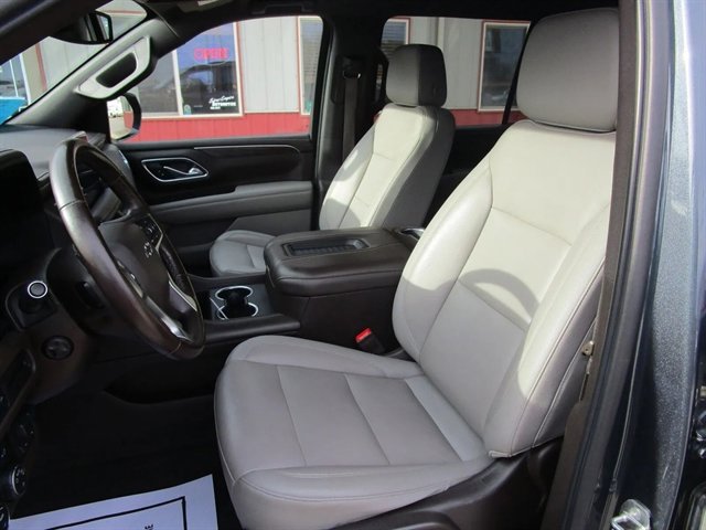 Used 2021 Chevrolet Suburban Z71 w/ Z71 Off-Road Package AWD/4WD image 22